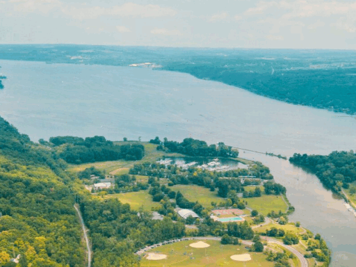 Headwaters Heroes VERT